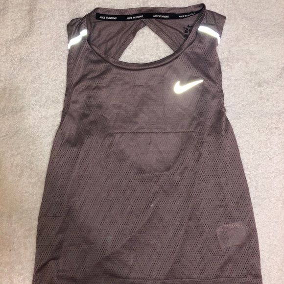 Nike training tank - Picture 1 of 8